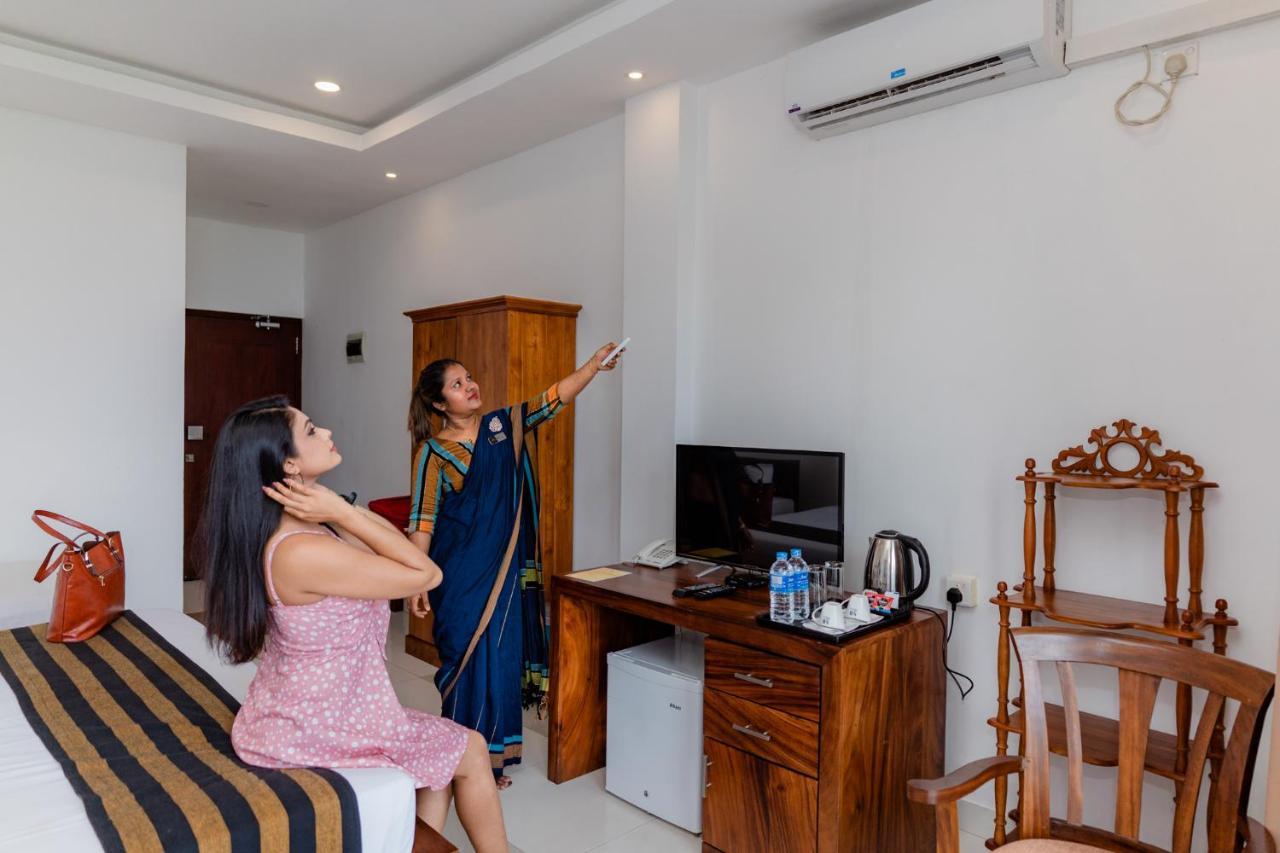 Hotel Centhara Beach Weligama Zewnętrze zdjęcie