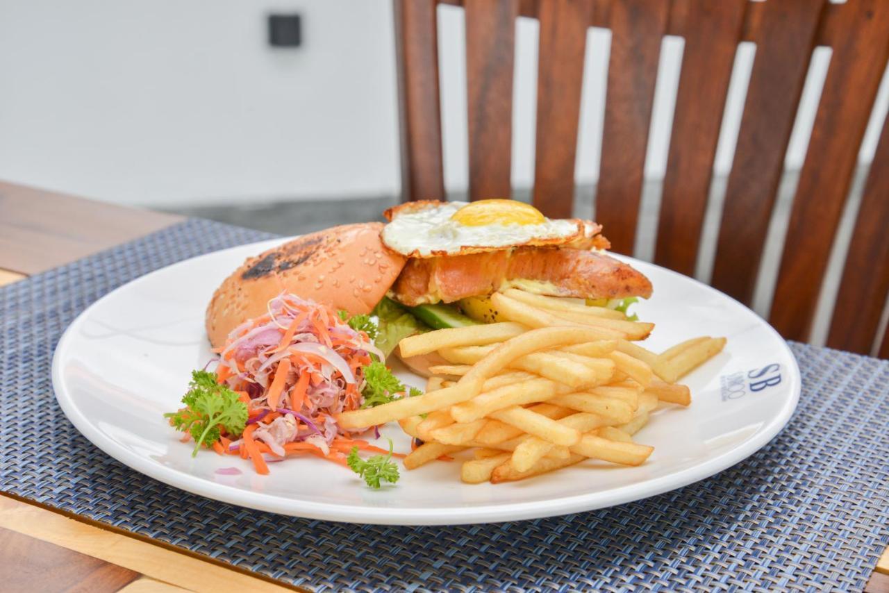 Hotel Centhara Beach Weligama Zewnętrze zdjęcie
