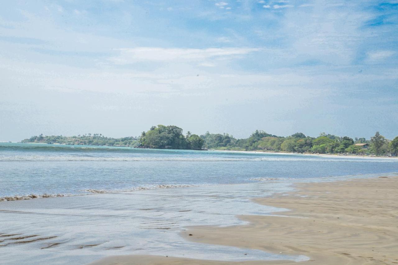 Hotel Centhara Beach Weligama Zewnętrze zdjęcie